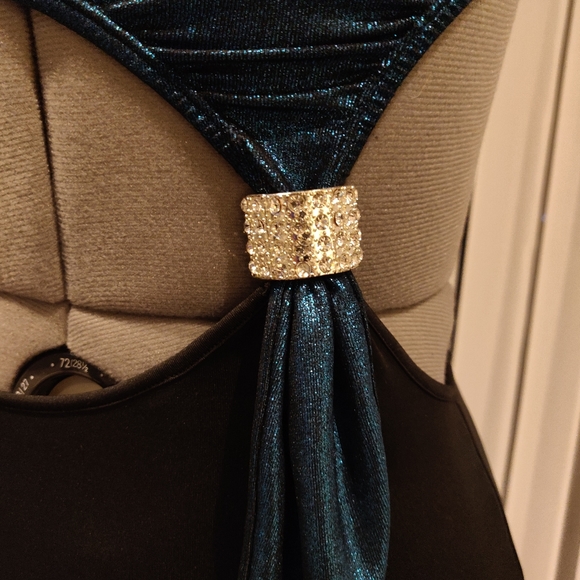 Sexy dress - Picture 6 of 7